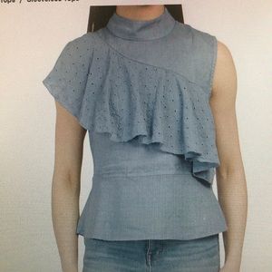 BNWT Laura Bianchi Linen Flounce Sleeveless Top.